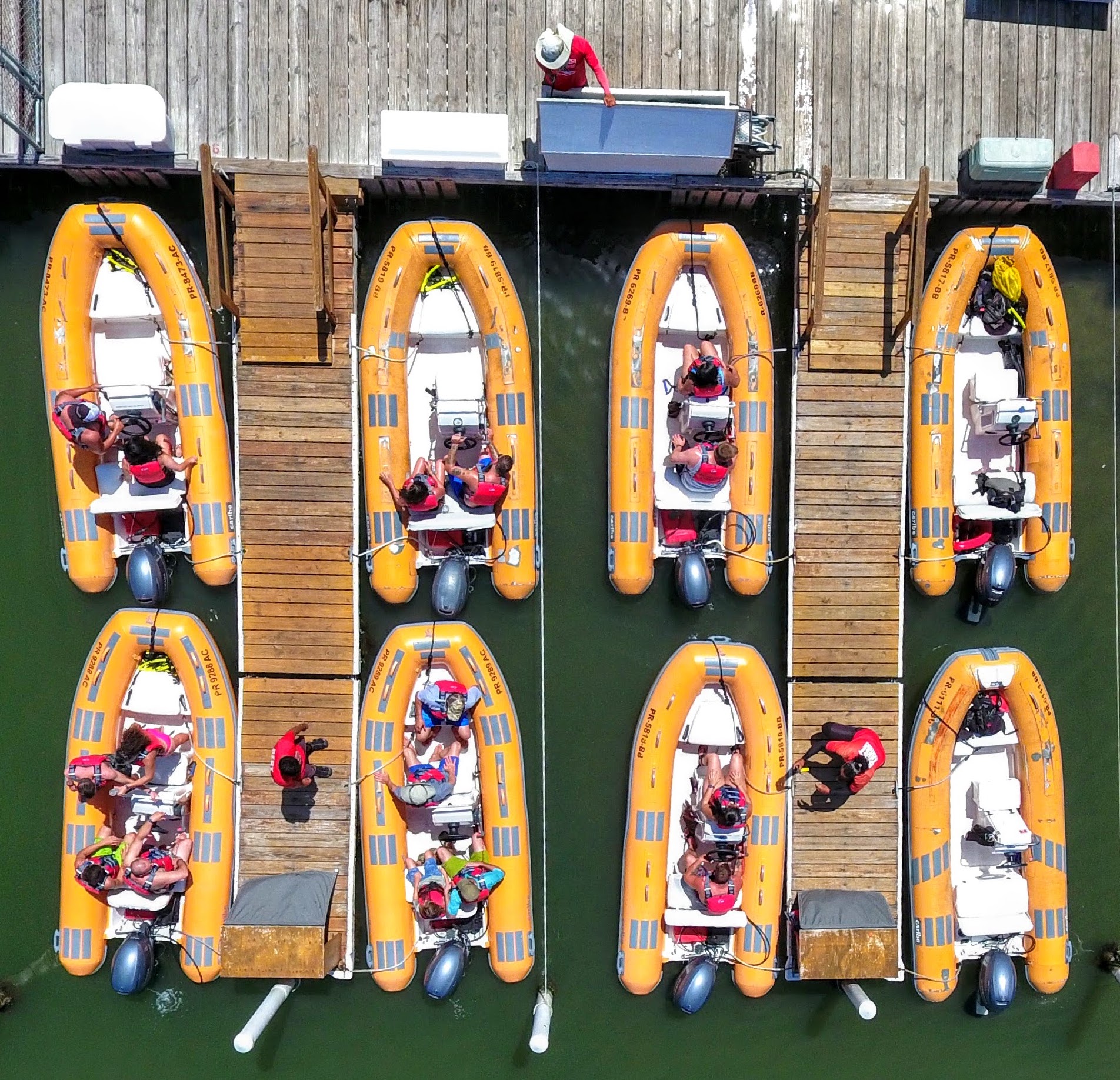 Aerial view of the Mini Boat Tour Puerto Rico at the docks before departure